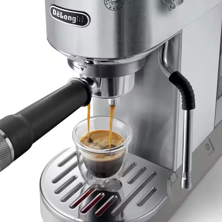DeLonghi Coffee Maker Machine EC-890M